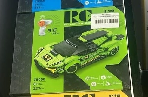 Конструктор с пультом управления racing car 70050 223pcs 
