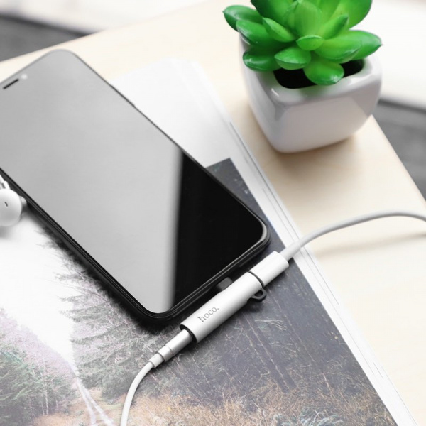 Переходник Hoco LS21, Apple Lightning - mini jack 3.5 mm, серебристый